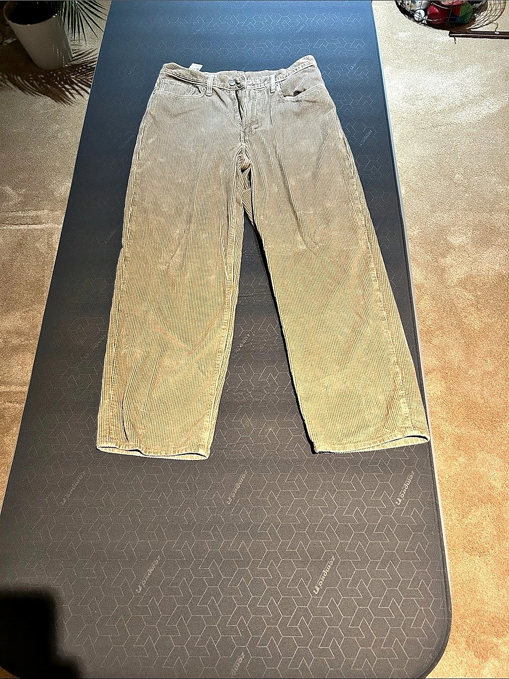 Levi's Lot 578 Baggy Corduroy Pants Straight Leg Jeans in Beige